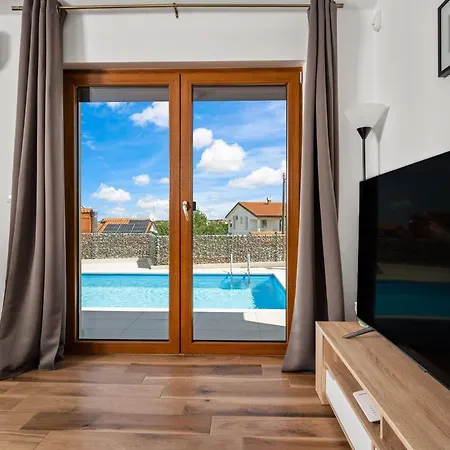 Hébergement de vacances Mla I - Three Bedroom With Pool