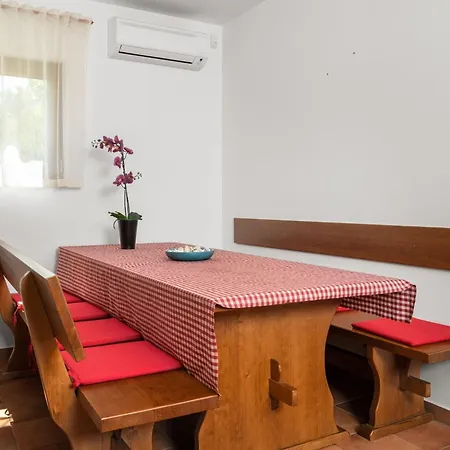 Mla I - Three Bedroom With Pool Hébergement de vacances *