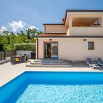 Mla I - Three Bedroom With Pool Будинок відпочинку