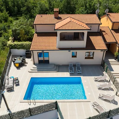 Mla I - Three Bedroom With Pool Nyaraló *