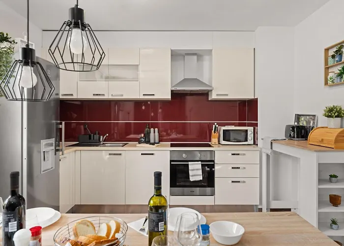 Casa vacanze Mla I - Three Bedroom With Pool *