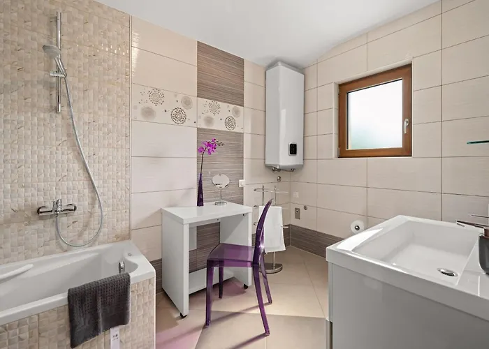 Mla I - Three Bedroom With Pool